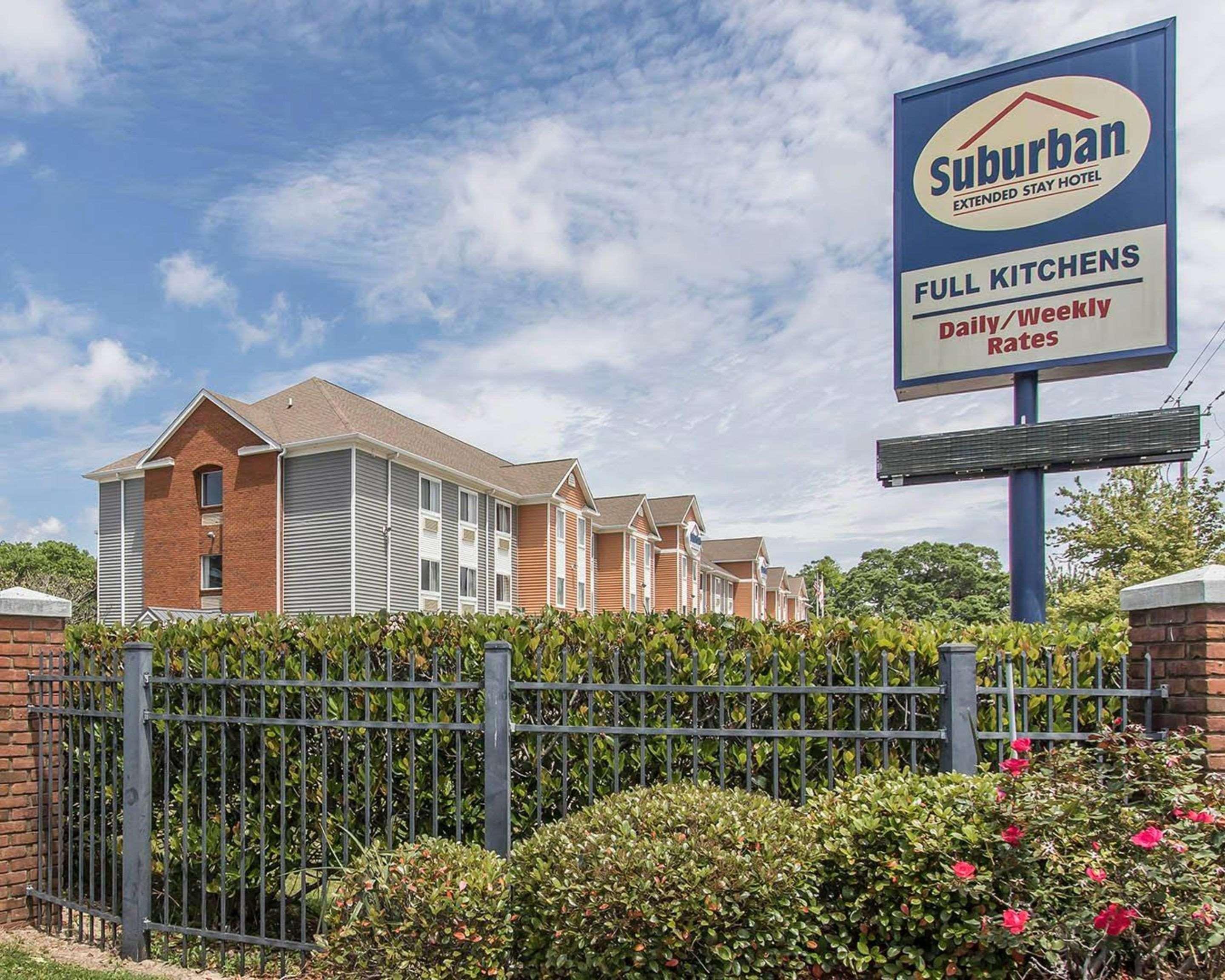 Suburban Extended Stay Hotel Naval Base Area Warrington Exterior foto