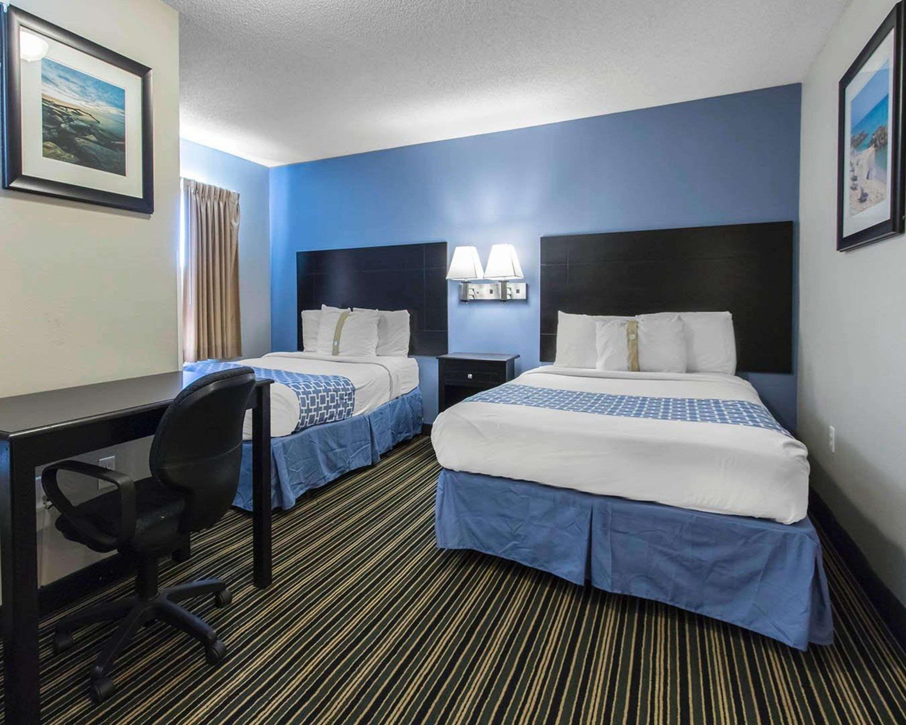 Suburban Extended Stay Hotel Naval Base Area Warrington Exterior foto